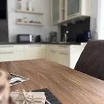 Zwolu Apartamento *